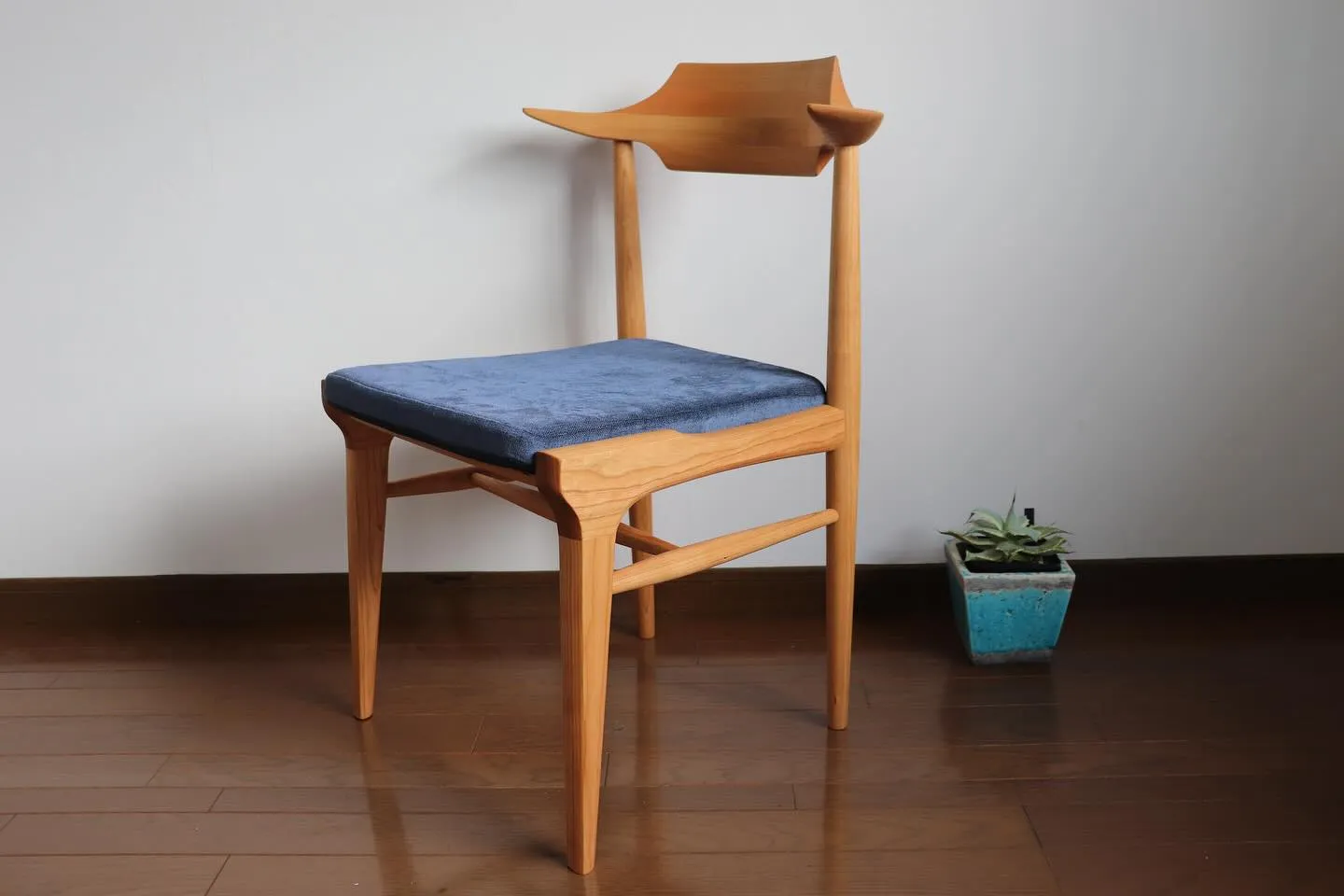 ＃家具工房橙＃チェリー＃ダイニングチェア＃背もたれのフィット...