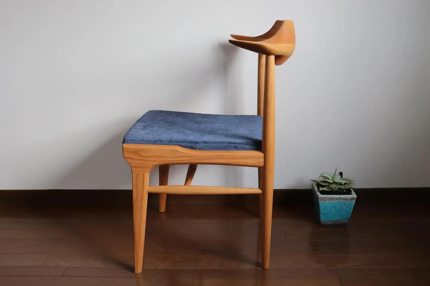 ＃家具工房橙＃チェリー＃ダイニングチェア＃背もたれのフィット...