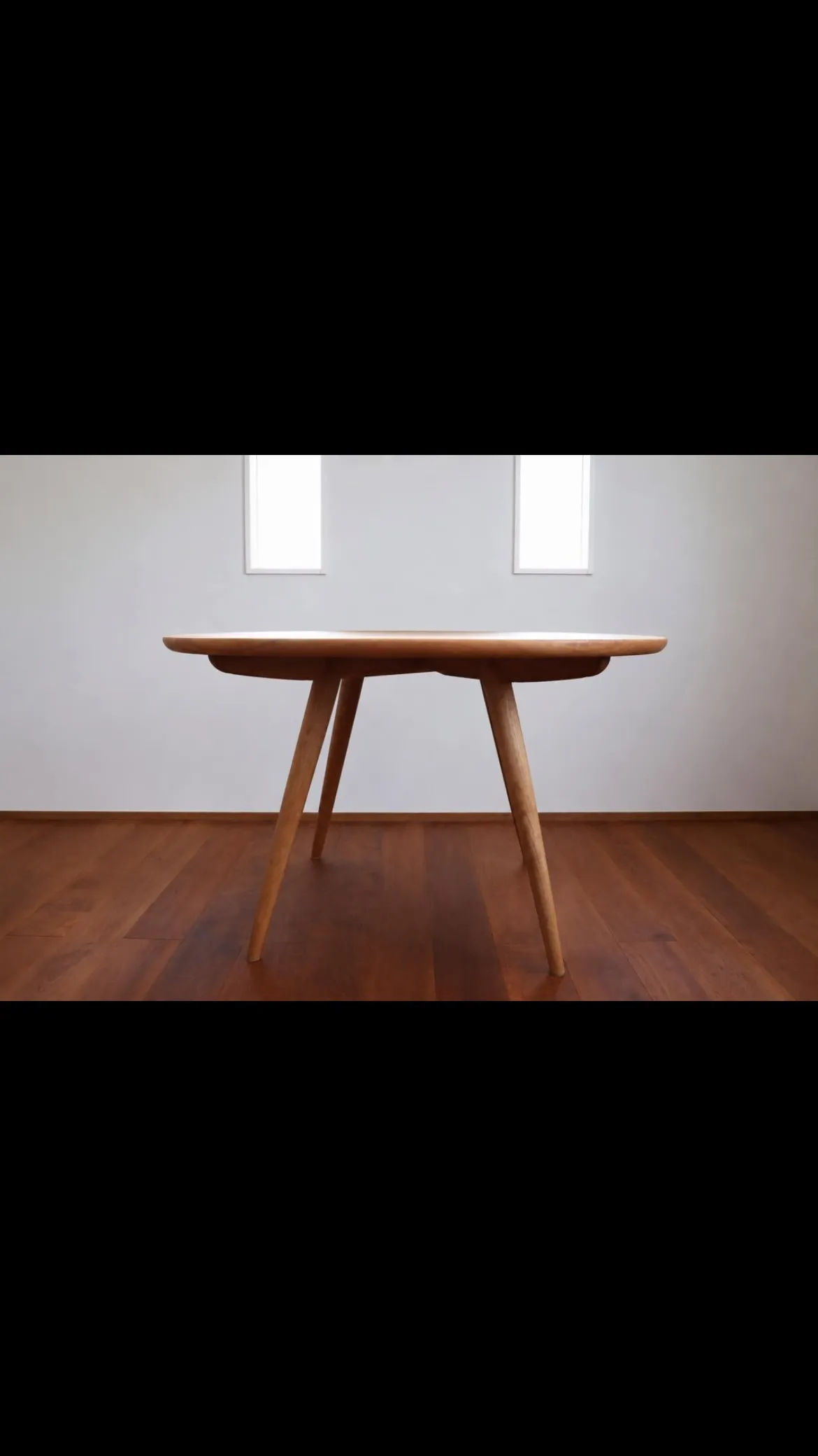 Cherry Round Table（チェリー無垢材）